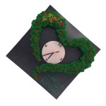 Square wall clock, decorated with stabilized natural lichens in the shape of a heart, 40 x 40 cm